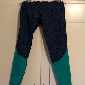 Two pairs of old navy active leggings